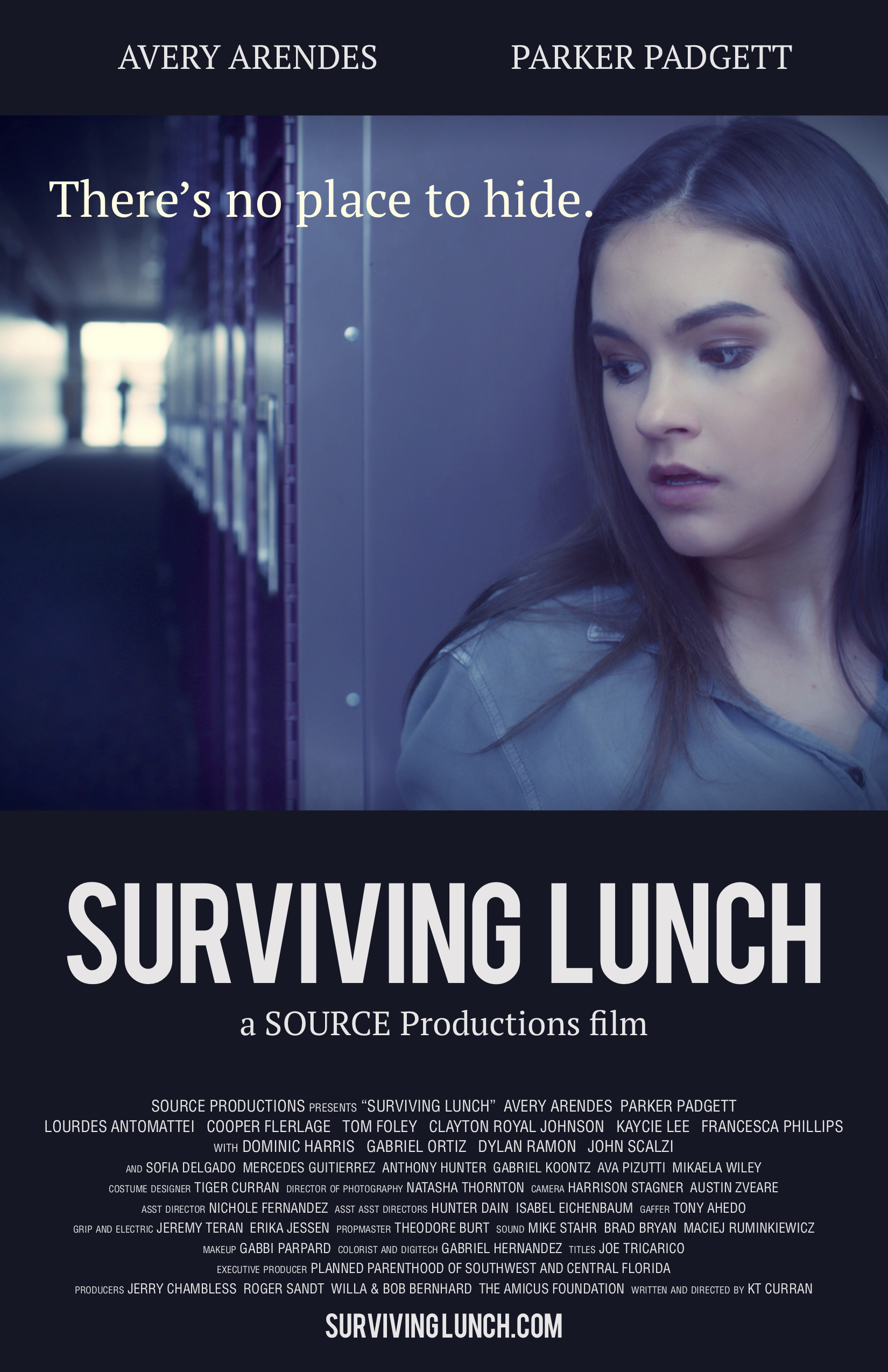 Школа на выживание (2019) постер