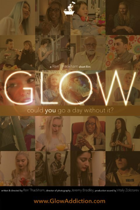 Glow (2015) постер