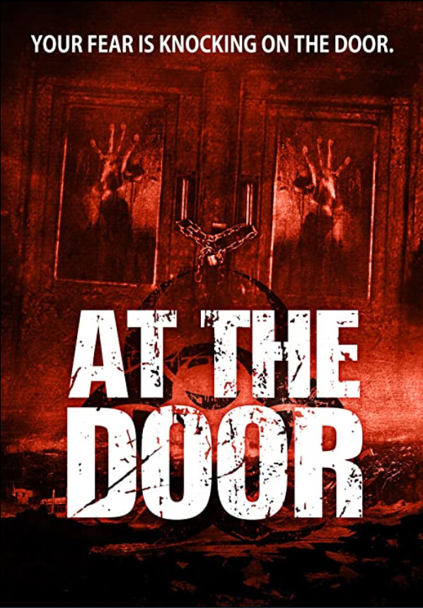 У двери (2018) постер